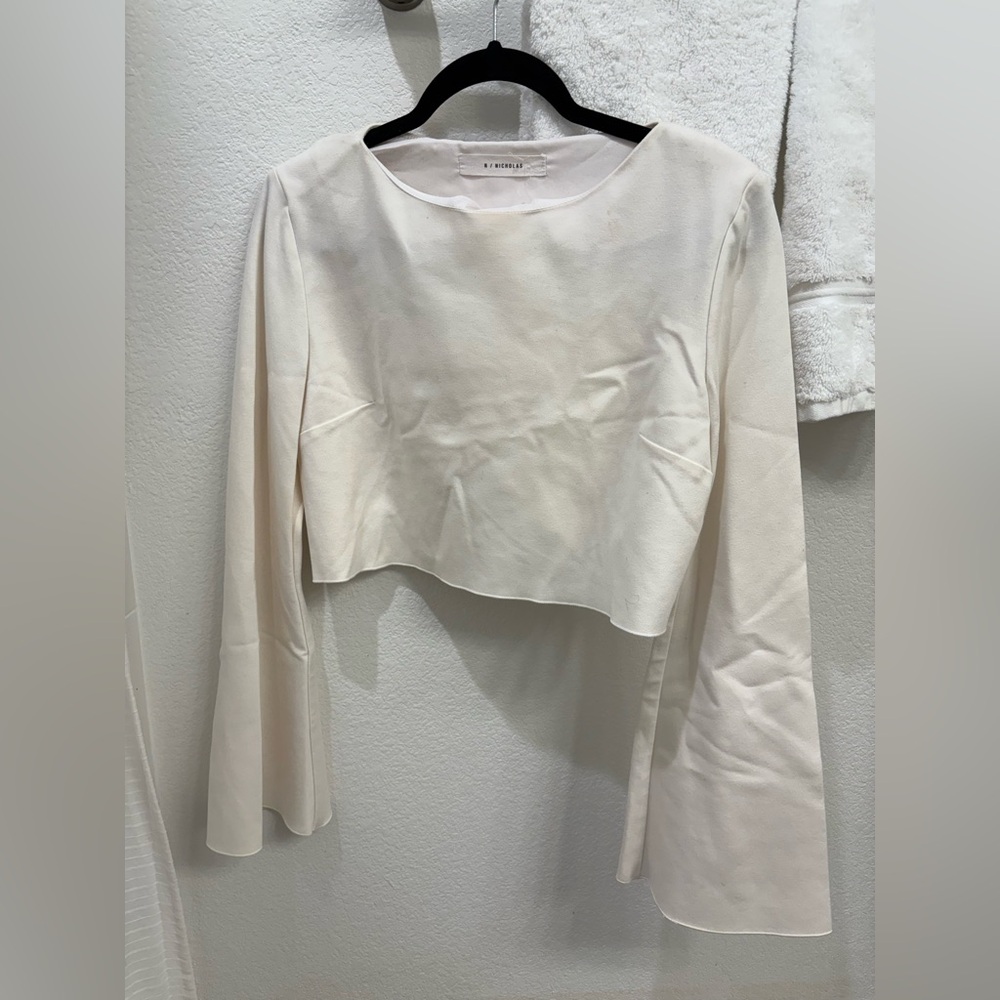 N / Nicholas Cream Long Sleeve Crop Top